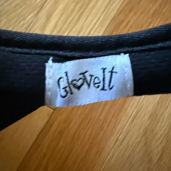Gloveit Black Bling SPF50 Women's Visor NWOT - Picture 3 of 4